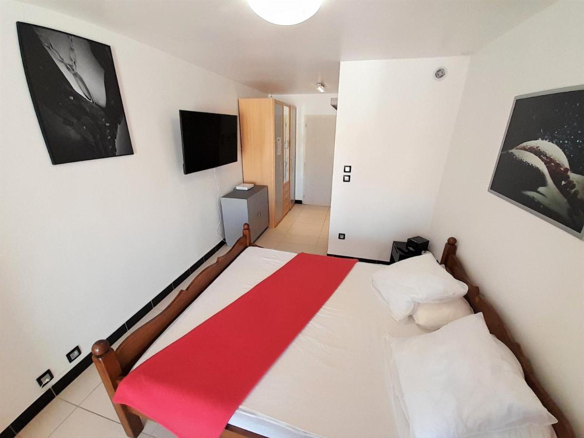 Studio Village Naturiste Devil Or Eden Agde Bagian luar foto